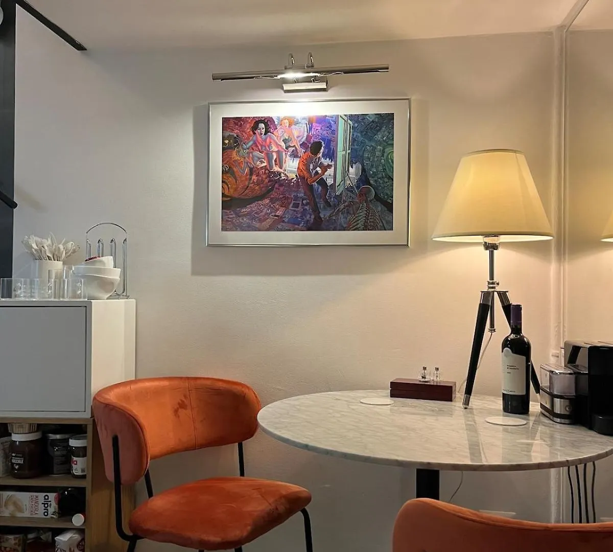 Apartment Central Cozy Flat Milan Italy